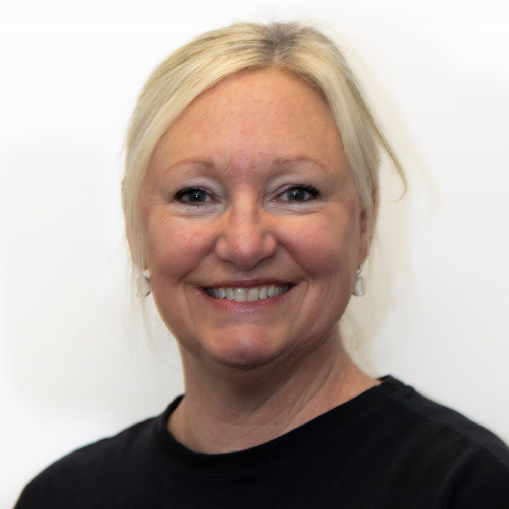 Donna Ireland Competitive Coach